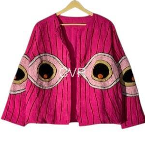 Poncho Bohème Rose à Imprimé Yeux pour Femmes Rondes, Manches Longues, Col en V, Vêtement d'Automne Brodé à la Main avec Motif de Personnage - Product Image 1