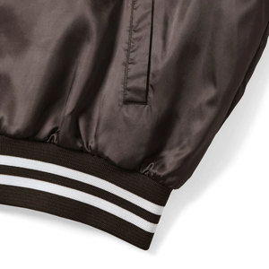 Chaqueta Varsity de Satén para Marcas de Moda, con Material de Satén Suave, Ribetes Acanalados y Diseño Personalizado - Product Image 5