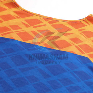 Uniforme de Baloncesto Transpirable de Poliéster al por Mayor, Tallas y Colores Personalizables, Logotipos y Números Personalizados para Clubes/Escuelas - Product Image 3