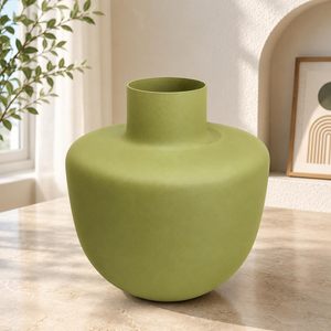 Vase à fleurs en métal fait main, couleur verte, design antidérapant, pour présentation sur table, léger, disponible à la vente - Product Image 5