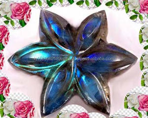 Corte de labradorita en forma de hoja hecho a mano de 15-30 mm, piedra preciosa natural, joyería de moda con acabado de alto brillo con apariencia dorada, opción de logotipo personalizado. - Product Image 3