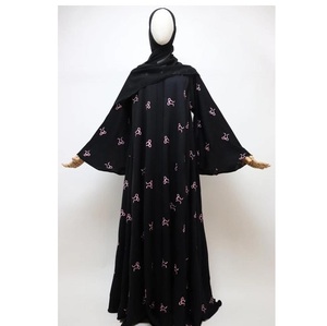 Robe Abaya Musulmane de Qualité Supérieure pour Femme, Coupe Ample, Mode Islamique Modeste pour le Quotidien, la Prière et les Voyages – En Vente - Product Image 1