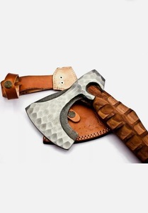Hacha Vikinga Hecha a Mano de Primera Calidad de BA Enterprises, Hoja de Acero con Alto Contenido de Carbono, Diseño Tallado en Madera, 16 Pulgadas de Longitud Total, Supervivencia - Product Image 2