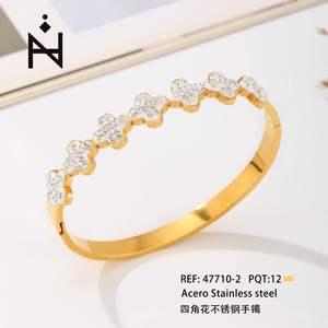 Bracelet carré en acier inoxydable plaqué or avec zircon pavé, manchette tendance, cadeau pour femme - Product Image 1