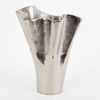 Vase à fleurs en métal élégant, décoration moderne, finition raffinée, centre de table pour la maison, design durable et de qualité, accessoire de table.