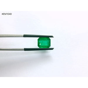 Esmeralda Zambiana Natural, Corte Octogonal Facetado, 3.65ct, Alta Calidad, Gema Suelta para Joyería - Product Image 1