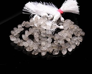 Cuentas de cuarzo natural talladas en forma de hoja de 10-11 mm, cuentas de piedras preciosas de cuarzo talladas a mano para la fabricación de joyería, venta al por mayor. - Product Image 3