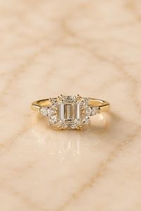 Anillo Premium con Diamantes en Corte Esmeralda de 2.01CT, Cultivados en Laboratorio, Oro Sólido de 18K, Joyería Sorpresa para Parejas, Ideal para Bodas y Fiestas - Product Image 1
