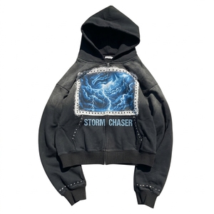 Sudadera con capucha personalizada de felpa francesa con gráficos y remaches, de algodón de alto gramaje, con cremallera, efecto vintage lavado ácido, descolorida por el sol, corta y con pedrería - Product Image 5