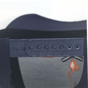 Gorra de Béisbol de 6 Paneles de Poliéster, Gorra Snapback con Logotipo Bordado de Alta Calidad, Gorras Personalizadas al por Mayor con Grabado Láser - Product Image 2