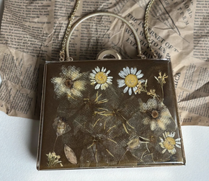 Creative Resin Clutch <b>Hand</b> Use High Quality Handmade <b>Hand</b>-painted Customized Shape Model Epoxy Resin Clutch Bag From India - Product Image 6