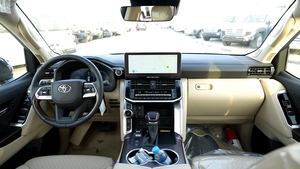 Tout Nouveau Toyota Land Cruiser VX 2025 299 CV 6 Cylindres Essence 4x4 Conduite à Gauche Transmission Automatique - Product Image 6