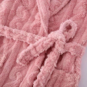 Bata Larga de Forro Polar Suave para Mujer, con Capucha y Mangas Largas, Diseño Tejido de Color Liso, Ideal para el Invierno - Product Image 5