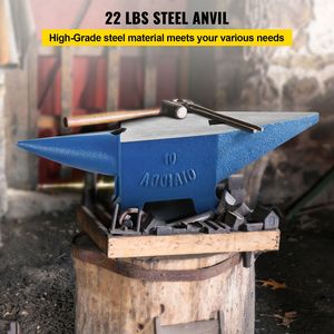 Incudine a corno singolo da 22 libbre per forgiatura, attrezzi in acciaio per fabbri, con attrezzatura robusta e foro quadrato, in vendita - Product Image 1