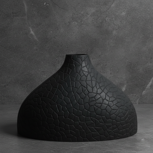 Vase à fleurs en aluminium noir mat texturé nordique, motif géométrique 3D, pot à fleurs abstrait en forme de dôme pour la décoration de la maison et des hôtels - Product Image 1