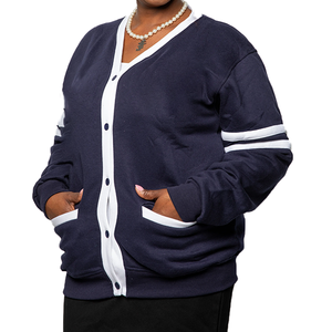 Cardigan en tricot unisexe de qualité supérieure pour universités et collèges, col en V, boutonné, motif uni, hiver, manches longues - Product Image 1