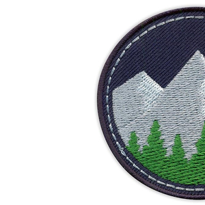 Écussons tissés sur mesure, forme personnalisée, bordure surjetée, découpe laser, OEM, logo personnalisé, écussons tissés damassés à coudre sur vêtement, directement de l'usine - Product Image 4