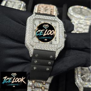ICE LOOK นาฬิกาควอทซ์สแตนเลสสตีลทรงสี่เหลี่ยมหรูหรา ตัวเรือนประดับเพชร หน้าปัดอะนาล็อกคริสตัลแซฟไฟร์ 40 มม. แฟชั่นสำหรับผู้ชาย - Product Image 2