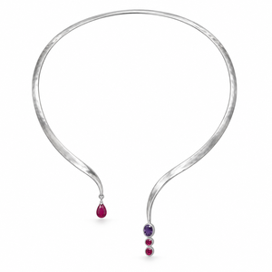 Collier ras du cou ouvert en argent sterling 925 plaqué or avec zircon, pendentif martelé fait main – Bijou tendance pour fiançailles et soirées - Product Image 2