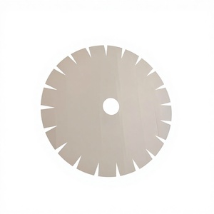 แผ่นรังผึ้งกระดาษคราฟท์รีไซเคิลรักษ์โลก ช่วยลดอุณหภูมิภายในอาคาร ขนาด 1200x2400 มม. ตัดได้ตามต้องการ ผลิตในเวียดนาม - Product Image 1