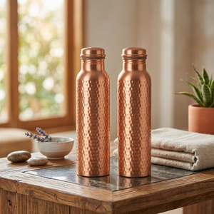 Bouteille d'eau en métal durable et écologique, surface martelée, réutilisable pour l'hydratation quotidienne - Product Image 3