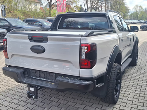 Ford Ranger Platinum 3.0L, pick-up tout-terrain modifié, carrosserie large, style personnalisé - Product Image 6