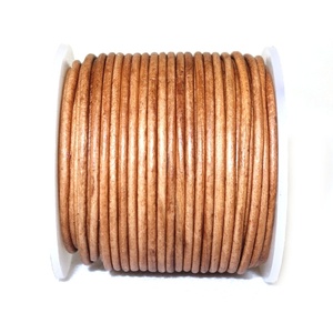 Cordón de Cuero Redondo Encerado Impermeable de 2 mm con Estilo Bohemio para Zapatos, Bolsos, Joyería, Prendas de Vestir, Textiles para el Hogar - Product Image 3
