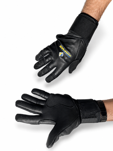 Gants de baseball en cuir noir personnalisés pour l'interieur de terrain, protection UV, imperméables, avec grip intégral sur la paume et sangle de poignet réglable - Product Image 5