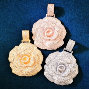 Colgante de Rosa Totalmente Cubierto de Diamantes - Colgante de Moissanita de Plata 925 de Alta Gama, Colgante Hip Hop Brillante, Joyería Elegante para Uso Diario - Product Image 6