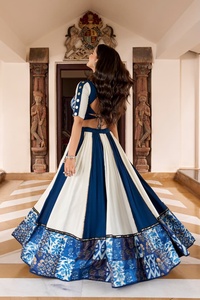 Lehenga de rayón de diseñador adornado con diseño estampado, detalles de espejo y encaje Gotta Patti, colección especial Navratri. - Product Image 4