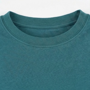 เสื้อครอปท็อปผู้หญิง ดีไซน์ล่าสุด ผ้าโพลีเอสเตอร์ผสมคอตตอน สวมใส่สบาย พรีเมียม รับสกรีนโลโก้ เสื้อครอปออกกำลังกาย แฟชั่นทันสมัย - Product Image 4