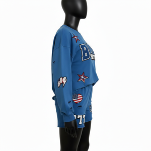 Conjunto de Camiseta y Pantalones Cortos de Algodón Suave de Alta Calidad para Mujer, con Apliques Azules y Logotipo Bordado, 100% Algodón - Product Image 3