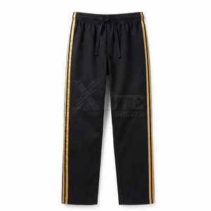Uniforme de karaté léger et durable 100 % coton avec logo frontal pour hommes, faible MOQ, idéal pour les écoles et les salles de sport d'arts martiaux - Product Image 6