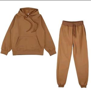Conjuntos de dos piezas de invierno para hombre, de color sólido, informales, con sudaderas con capucha y pantalones deportivos. - Product Image 3