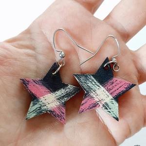 Proveedor indio de pendientes colgantes de madera con forma de estrella negra y roja, joyería de moda única para mujeres, para uso casual y de fiesta, en venta. - Product Image 3