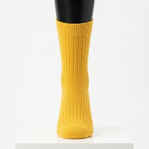 Service OEM, prix de gros, chaussettes de couleur unie, chaussettes de sport respirantes et confortables, chaussettes longues de sport - Product Image 6