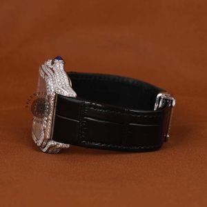 Reloj de Lujo para Hombre con Caja Plateada y Diamantes, Movimiento Analógico de Cuarzo ETA, Esfera de Cristal de Zafiro, Correa Plateada/Moissanita Oculta - Product Image 2