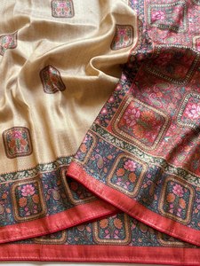 Traditional <b>Silk</b> Saree With Floral Motifs And <b>Red</b> Border For Wedding Wear - Product Image 3