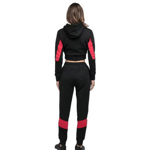 Conjunto de dos piezas de ropa para mujer talla grande con logo personalizado 2023, top corto y falda, trajes de dos piezas para mujer - Product Image 2