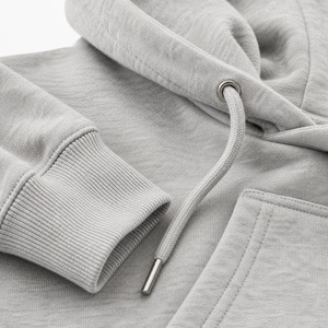 Chándal holgado ecológico con capucha gris claro para hombre, mezcla de algodón y viscosa, ideal para influencers. - Product Image 6