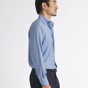 Camisa a Cuadros Cómoda para Hombre, Diseño en Mezcla de Algodón Suave, Camisa Casual Elegante para Hombre, Colección de Uso Diario en Pakistán - Product Image 2
