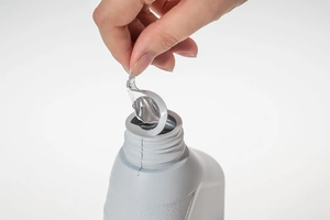 Sam Lan Easy-Open Lift N Peel Induction Liner Demi-sceau plastique à languette de traction pour bouchons et fermetures de bouteilles Usage pharmaceutique Vietnam - Product Image 2