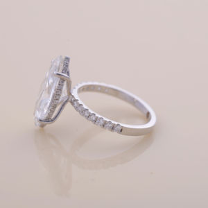 Bague de fiançailles en diamant de laboratoire taille marquise de 5,01 carats en argent sterling 925 massif |   Bague de mariée Halo Pave Band discrète - Product Image 4