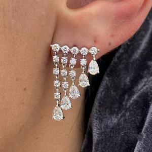 Pendientes de Diamantes en Forma de Pera y Corte Redondo, Oro Blanco de 14K, Pendientes Colgantes para Novia, Regalo de Lujo para Aniversario de Bodas - Product Image 1