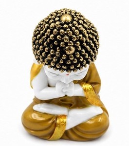 Figurine de Bouddha en céramique faite à la main, robe dorée, Feng Shui, décoration minimaliste pour la maison, sculpture religieuse de table, décoration de salon - Product Image 5