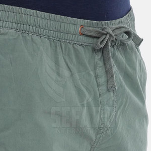 Shorts d'été sur mesure de style nouveau, couleur unie, fabriqués au Pakistan - Product Image 5