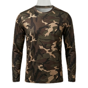 T-shirts de chasse camouflage imperméables à manches longues en softshell d'hiver de haute qualité avec impression personnalisée - Product Image 1