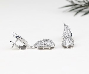 OM GEMS 18K White <b>Gold</b> Lab Diamond Drop <b>Earrings</b>, Diamond <b>Dangle</b> <b>Earrings</b>, Wedding <b>Earrings</b> For Women, Lab diamond jewelry - Product Image 5