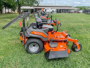 เครื่องตัดหญ้าแบบนั่งขับขนาด 48 นิ้ว รุ่น TS248XD เครื่องยนต์เบนซิน สำหรับสวนและสนามหญ้าเชิงพาณิชย์ - Product Image 6