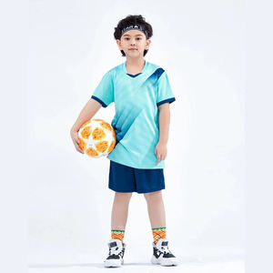 Uniformes de Fútbol Blancos Unisex al por Mayor, Conjuntos de Uniformes de Fútbol para Niños con Camiseta, Uniformes de Fútbol para Niños - Product Image 4